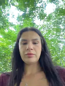 Snapshot of MiraReach chatting on 18, 6, 2026 MiraReach online show from 18, 6, 2026