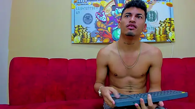 Snapshot of Brownie_Lovers chatting on 25, 11, 2025 Brownie Lovers online show from 25, 11, 2025