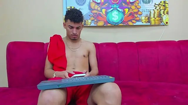 Snapshot of Brownie_Lovers chatting on 29, 11, 2025 Brownie Lovers online show from 29, 11, 2025