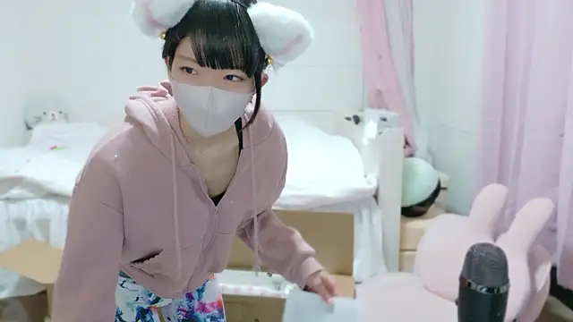 clara 6x9 online show from 14, 10, 2025