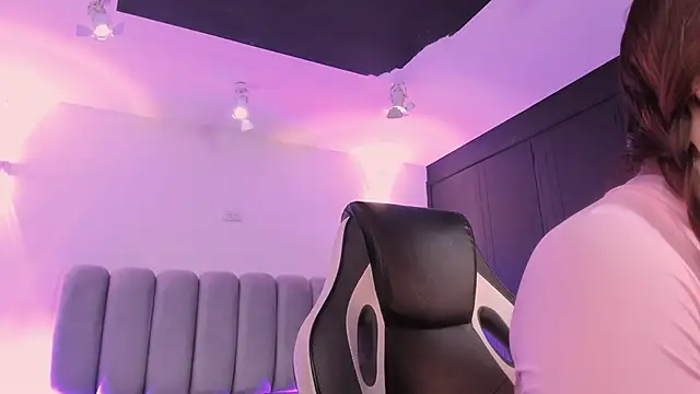 AlliceLover online show from 15, 12, 2025