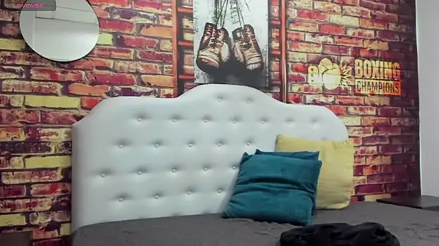 Ian1  online show from 16, 11, 2025