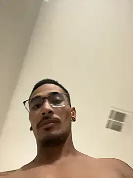 Snapshot of tanjir020 chatting on 17, 9, 2025 tanjir020 online show from 17, 9, 2025