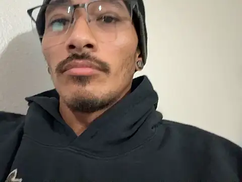 Snapshot of tanjir020 chatting on 24, 11, 2025 tanjir020 online show from 24, 11, 2025