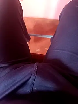 Snapshot of Hunter_ind123 chatting on 17, 12, 2025 Hunter ind123 online show from 17, 12, 2025