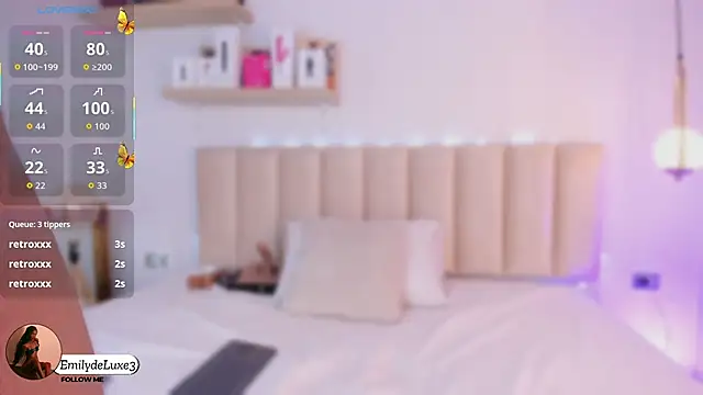 Snapshot of Emely_Deluxe chatting on 23, 11, 2025 Emely Deluxe online show from 23, 11, 2025