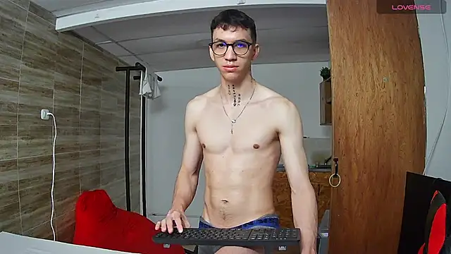 angelicious  online show from 30, 9, 2025