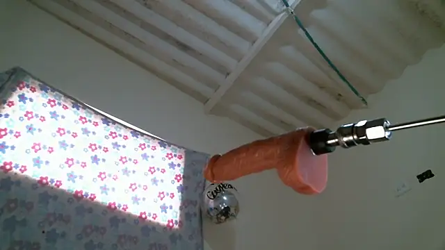 Snapshot of Monserrat_Sweet chatting on 27, 11, 2025 Monserrat Sweet online show from 27, 11, 2025