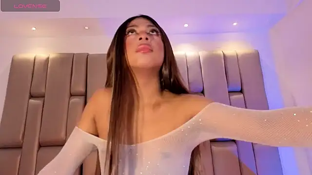 Sol Vanegas online show from 19, 11, 2025