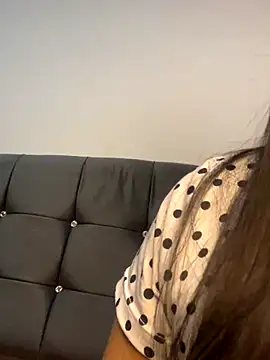 Snapshot of Rosa_25x chatting on 15, 10, 2025 Rosa 25x online show from 15, 10, 2025