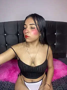 Snapshot of Rosa_25x chatting on 4, 11, 2025 Rosa 25x online show from 4, 11, 2025