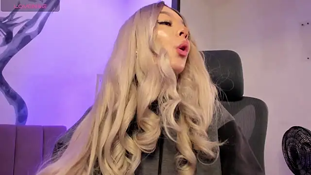 CleoWhite online show from 6, 1, 2026