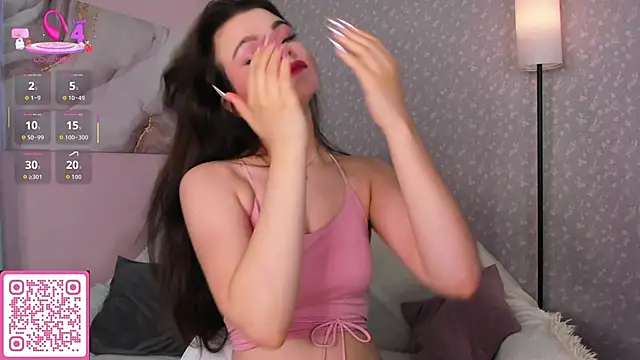 ShyEmma  online show from 4, 10, 2025