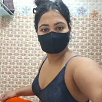 Snapshot of Bristy- chatting on 8, 11, 2025 Bristy- online show from 8, 11, 2025