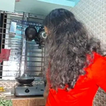 Snapshot of Bristy- chatting on 14, 11, 2025 Bristy- online show from 14, 11, 2025