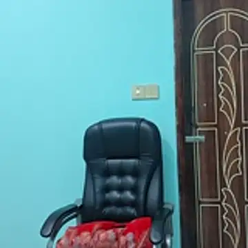 Snapshot of Bristy- chatting on 16, 11, 2025 Bristy- online show from 16, 11, 2025