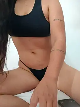 Snapshot of nikolyhot chatting on 4, 11, 2025 nikolyhot online show from 4, 11, 2025