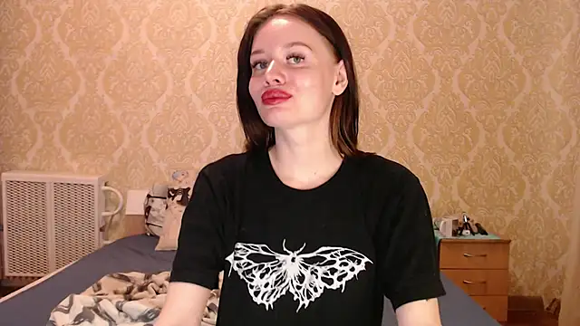 Kitkaat00 online show from 6, 11, 2025