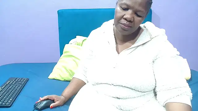 NaughtyChubbyZoe online show from 1, 10, 2025