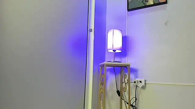 dulce fiore07 online show from 16, 4, 2026