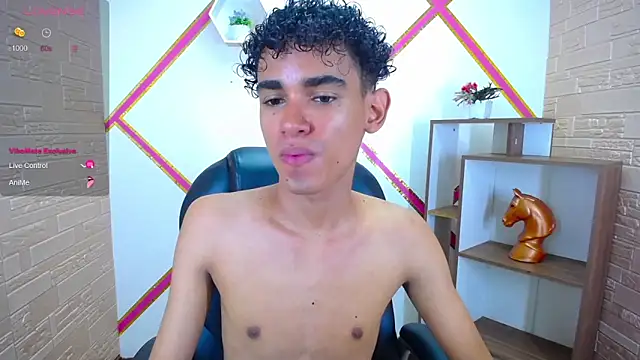 Blake Mils online show from 8, 11, 2025