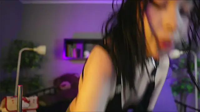 Sabrina bloom online show from 29, 10, 2025