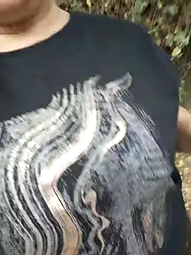 BigAssMom  online show from 28, 9, 2025