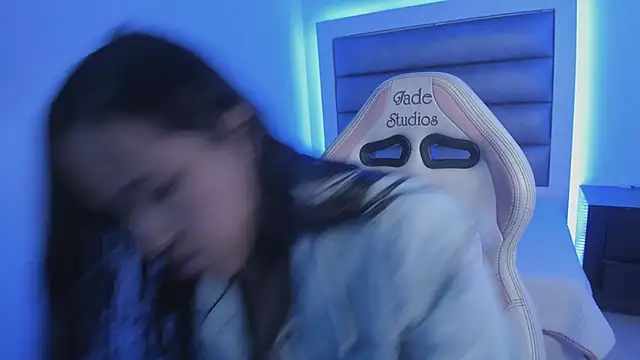 Andrea brunnette online show from 28, 11, 2025