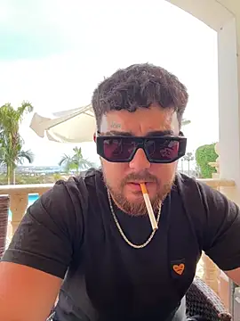 MrSavagexx online show from 16, 4, 2026