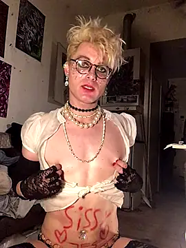 Snapshot of Sissy_Cindy_Whore chatting on 2, 11, 2025 Sissy Cindy Whore online show from 2, 11, 2025