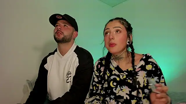 Snapshot of lola_n_apolo chatting on 9, 9, 2025 lola n apolo online show from 9, 9, 2025