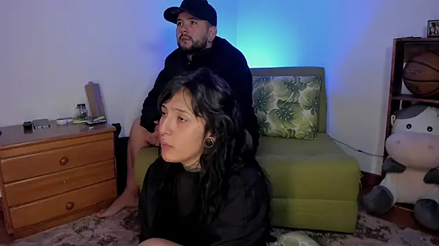 Snapshot of lola_n_apolo chatting on 30, 9, 2025 lola n apolo online show from 30, 9, 2025