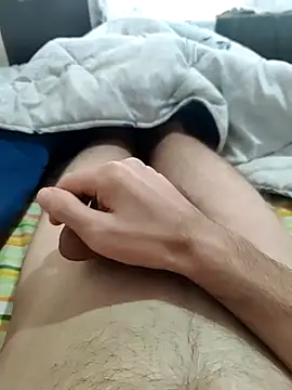 Snapshot of emrekzlk52 chatting on 13, 2, 2026 emrekzlk52 online show from 13, 2, 2026