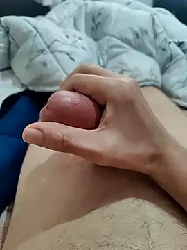 Snapshot of emrekzlk52 chatting on 28, 2, 2026 emrekzlk52 online show from 28, 2, 2026