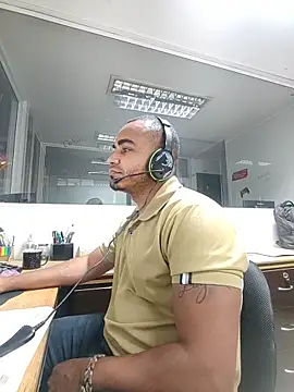 SanChacal5694 online show from 24, 3, 2026