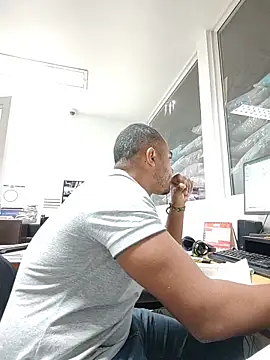 SanChacal5694 online show from 31, 3, 2026