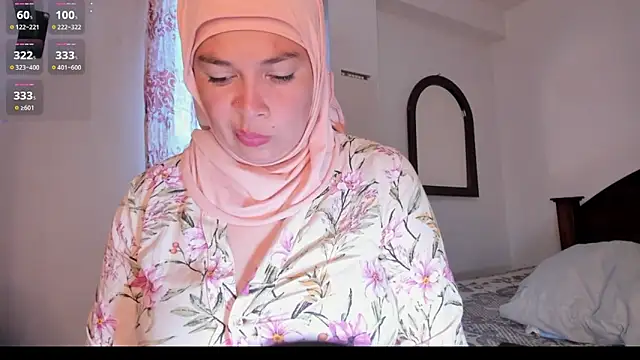 Snapshot of Noortaheri88 chatting on 22, 11, 2025 Noortaheri88 online show from 22, 11, 2025