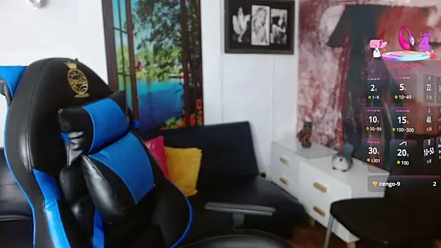 Snapshot of gigi_gilt_ chatting on 9, 11, 2025 gigi gilt online show from 9, 11, 2025