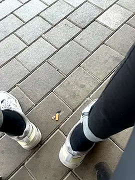 Snapshot of kamo012000 chatting on 14, 10, 2025 kamo012000 online show from 14, 10, 2025