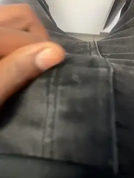 Snapshot of kamo012000 chatting on 11, 11, 2025 kamo012000 online show from 11, 11, 2025