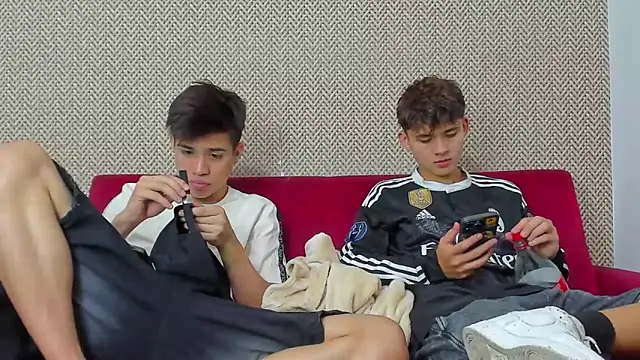 willy sexxx18 online show from 6, 2, 2026