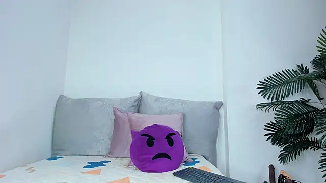 Lilygomezz online show from 25, 9, 2025