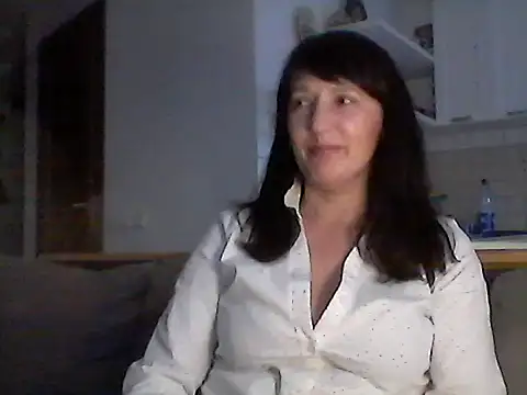 Snapshot of Elena48324 chatting on 16, 11, 2025 Elena48324 online show from 16, 11, 2025
