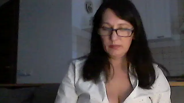 Snapshot of Elena48324 chatting on 30, 11, 2025 Elena48324 online show from 30, 11, 2025