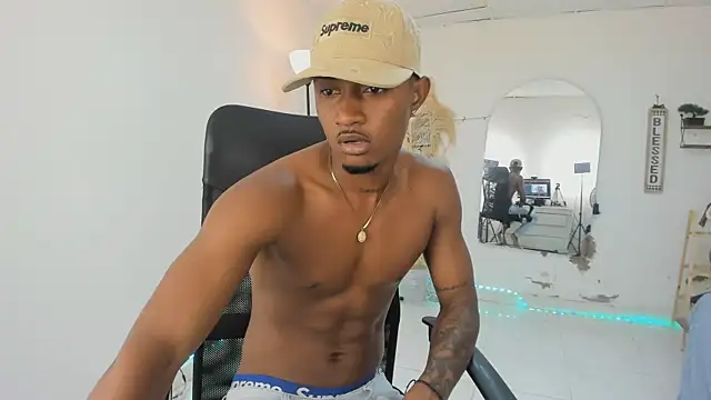 Snapshot of AbonySex69 chatting on 6, 1, 2026 AbonySex69 online show from 6, 1, 2026