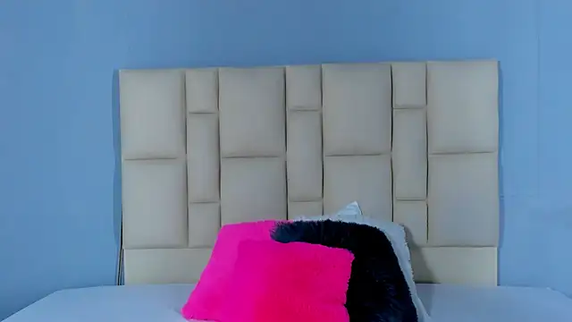 Zafiro  Brown online show from 20, 12, 2025