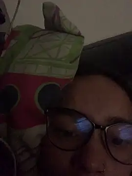 Dafne Mel online show from 12, 9, 2025