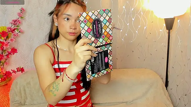 Dafne Mel online show from 15, 4, 2026