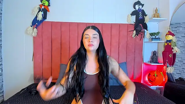 ashley Olsen online show from 28, 10, 2025