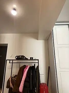 AmandaStoun online show from 10, 3, 2026